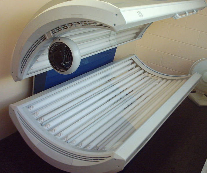 Tanning beds promote skin cancer. (tristanb/Wikipedia)