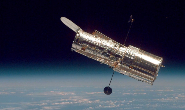 345535main_hubble1997_hi_0NASA